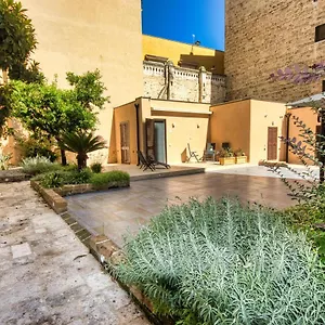 Giardino Dei Lenti - Self Check-in , Bari Italia